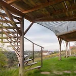 Aislamiento, Luxus Faház * Zalaegerszeg