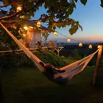 Aislamiento, Luxus Faház *