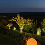 Aislamiento, Luxus Faház