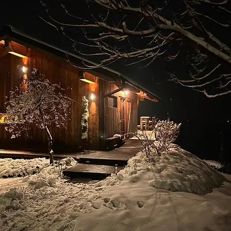 Aislamiento, Luxus Fahaz זלאגרסג