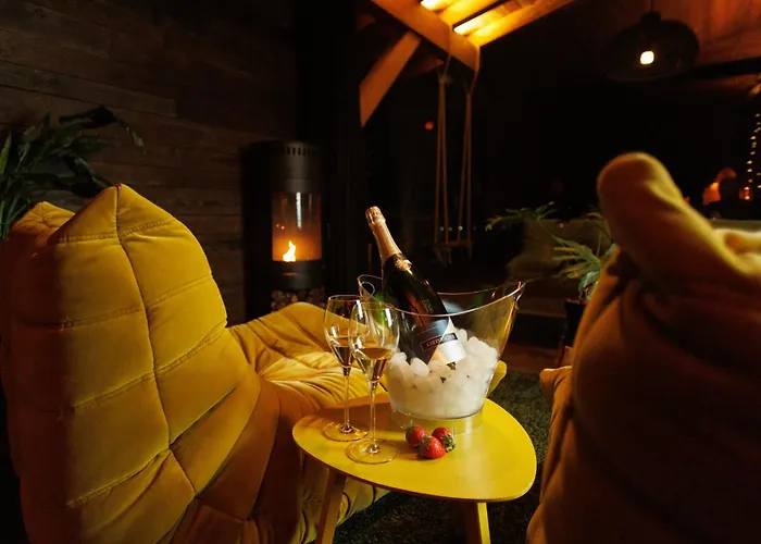 Aislamiento, Luxus Fahaz זלאגרסג