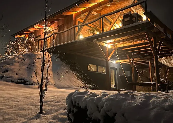 Aislamiento, Luxus Fahaz * זלאגרסג