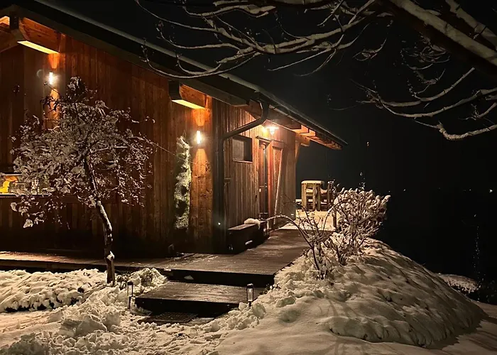 Aislamiento, Luxus Fahaz זלאגרסג