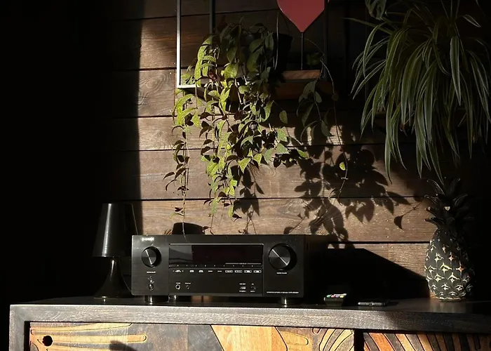 Aislamiento, Luxus Fahaz וילה